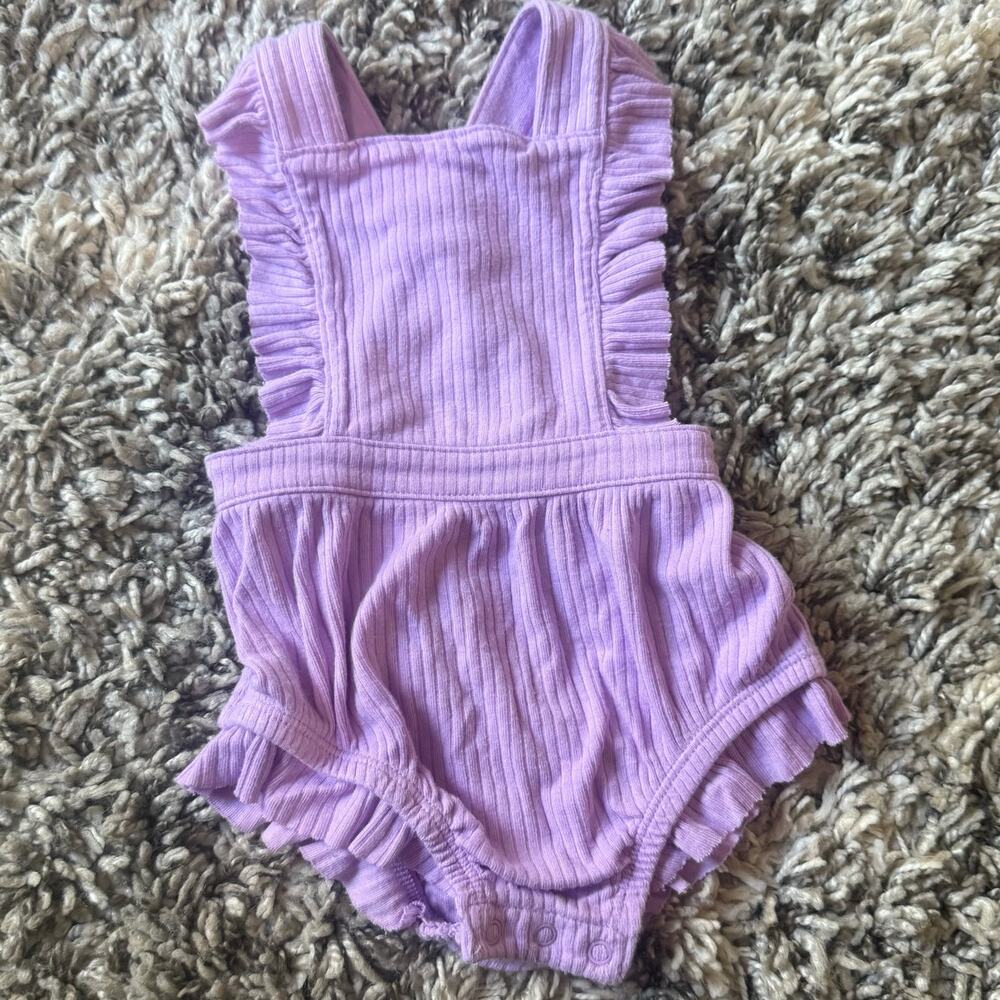 Cat & Jack Baby Girl Bubble Romper Shortalls Purple 0-3 Months Ruffle Ribbed